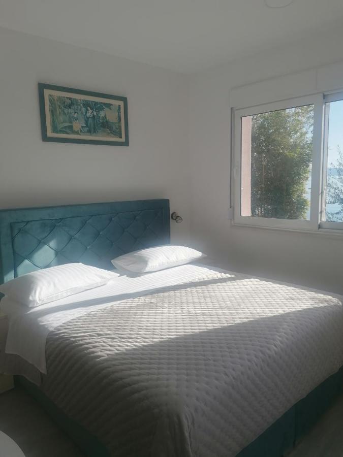 Apartments And Rooms Tomas ポドストラナ エクステリア 写真